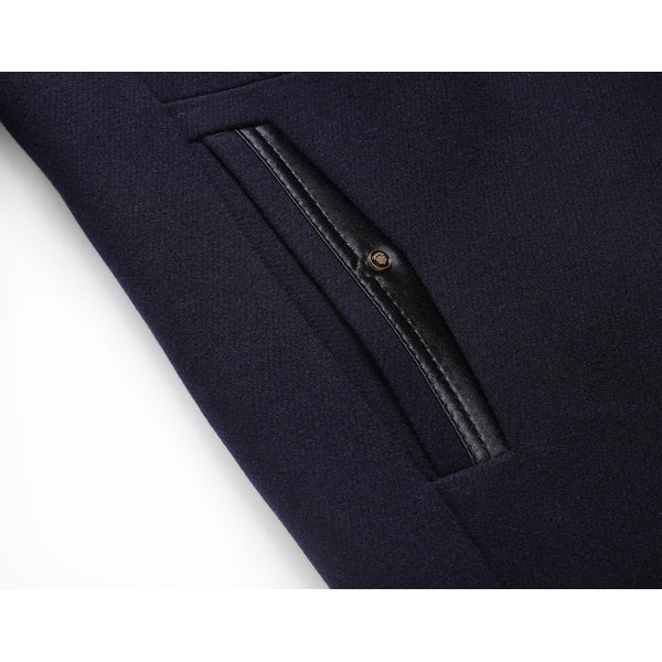 Luxuriöser Herren Wollmantel, klassischer Schnitt, zeitloses Design, reine Wolle, optimale Wärmeisolierung, elegante Silhouet