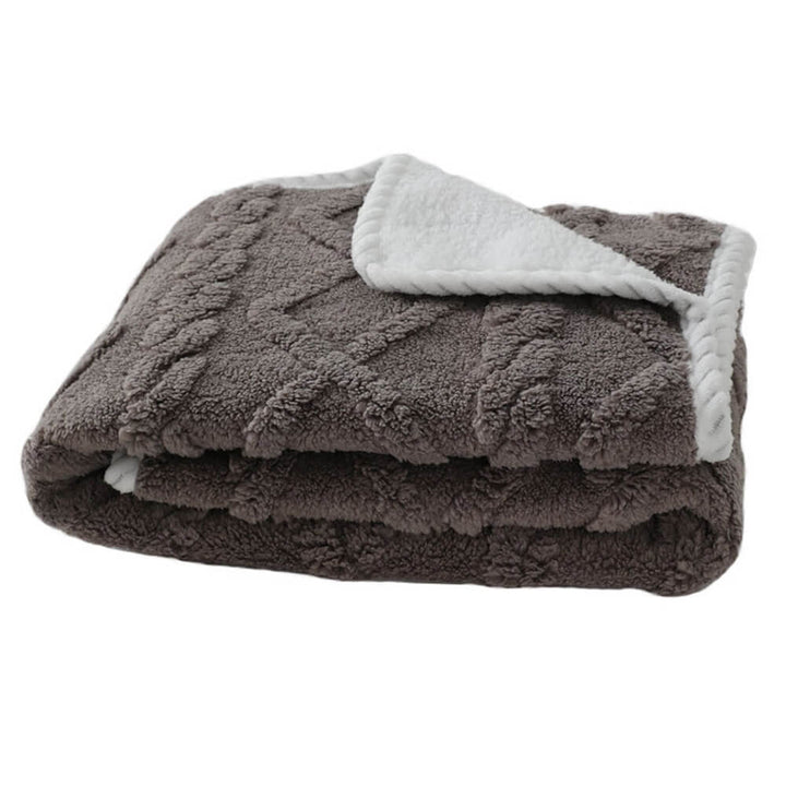 Soft polar fleece pet blanket, waterproof for sofa & pet bed, keeps pets warm & happy