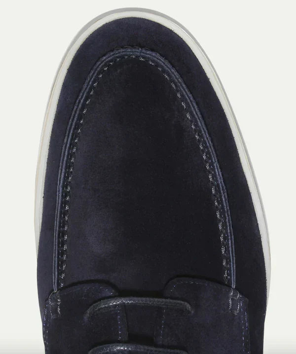 Close-up of elegant men's lace-up loafers, luxury dress shoes for formal events & daily comfort.