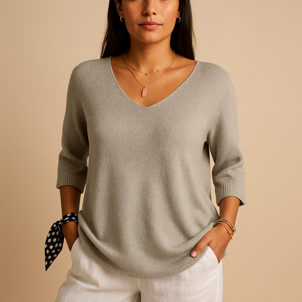 Elegant women's loose fit tunic blouse, comfortable for daily wear. Relaxed design, suitable for plus size women.