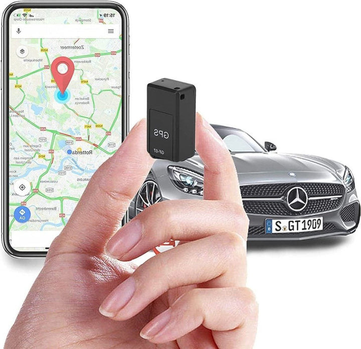 Magnetischer Mini GPS-Tracker für Autos mit schwarzem, diskretem Design zur unauffälligen Befestigung an Fahrzeugen.