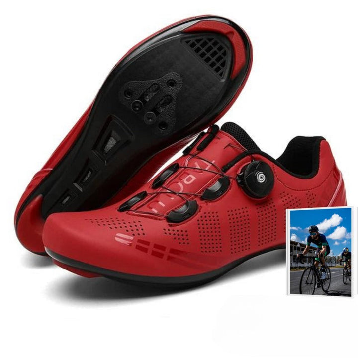 Durable men's SPD outdoor cycling shoes, built for rugged terrain & adventurous trail rides. Essential bike gear.
