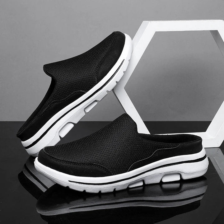 Premium men's closed-toe casual sandals, slip-on for easy and comfortable wear.