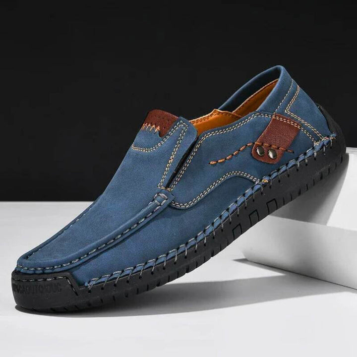 Breathable men's slip-on shoes featuring advanced arch support, perfect for comfortable walking.