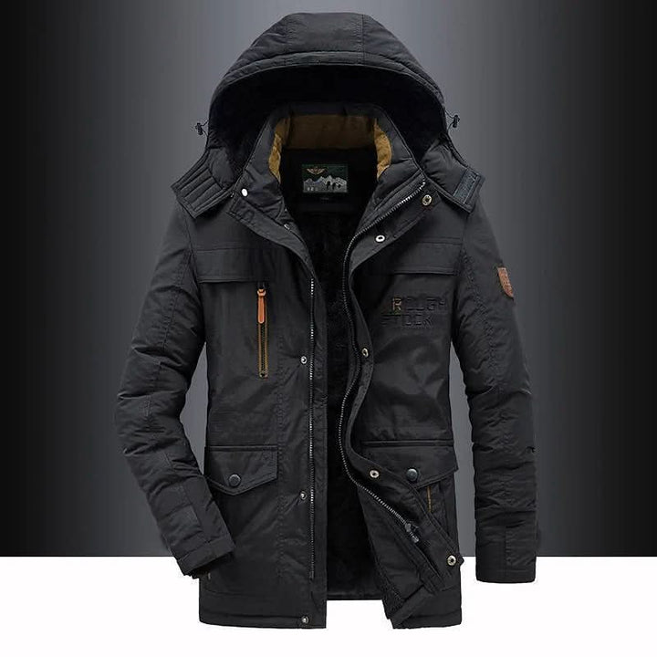 Men's hooded winter parka, providing ultimate protection against wind and extreme cold.
