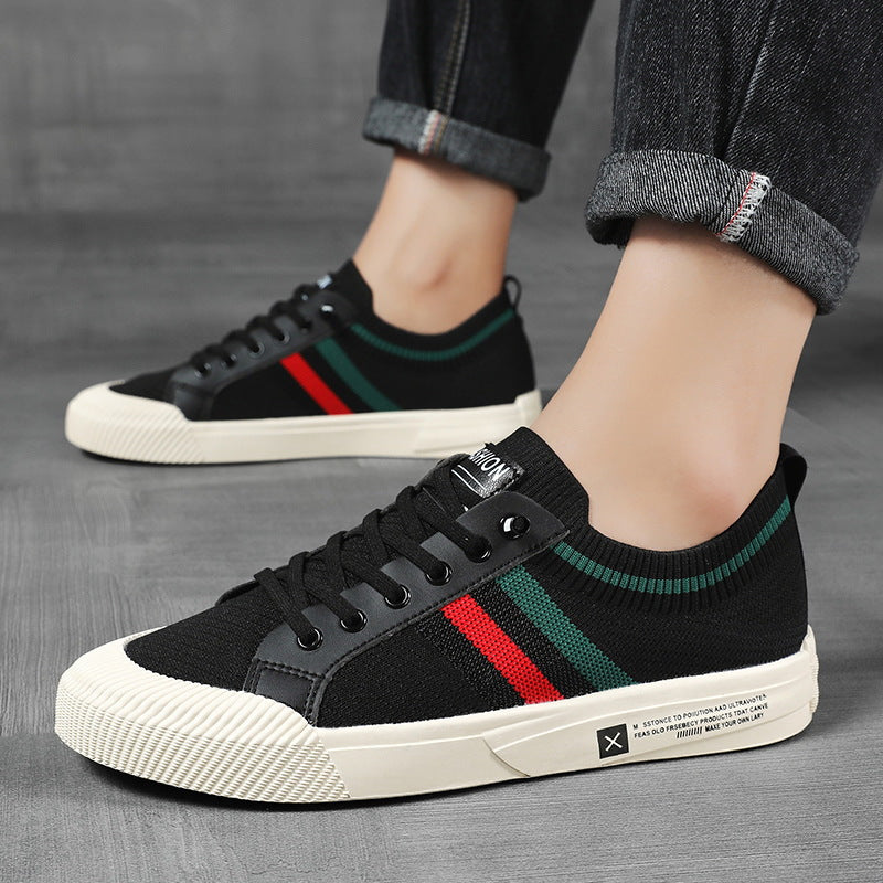 Men's lightweight lace-up athletic sneakers. Breathable low-top design for versatile daily use.