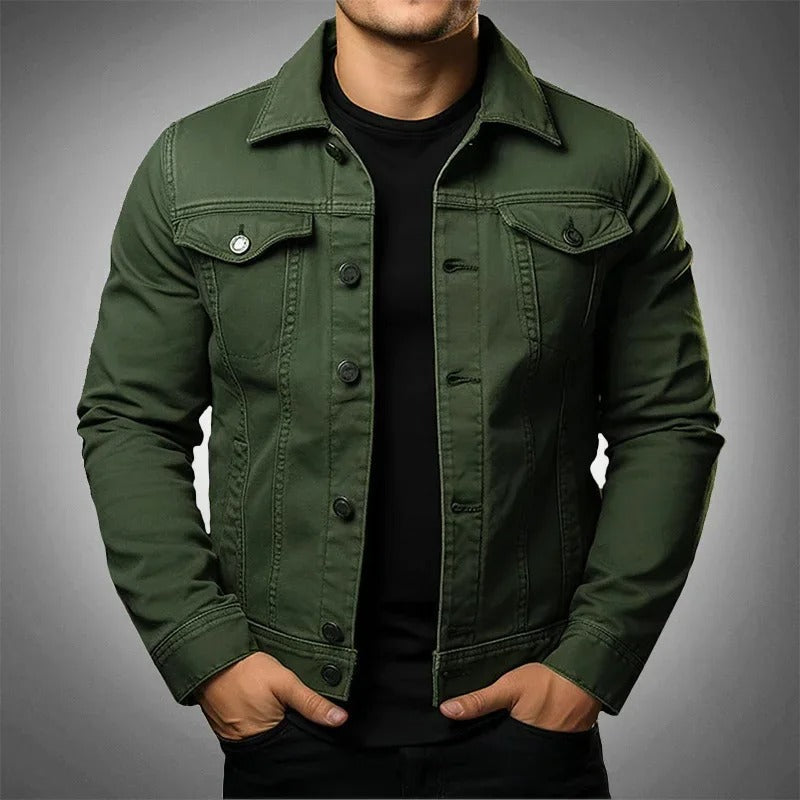 Modern fit men's lightweight jacket in solid color. Ideal casual outerwear for stylish spring fashion.