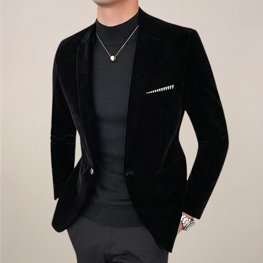 Men's refined formal blazer for special occasions. Elegant tailored fit, perfect for evening wear & party attire.