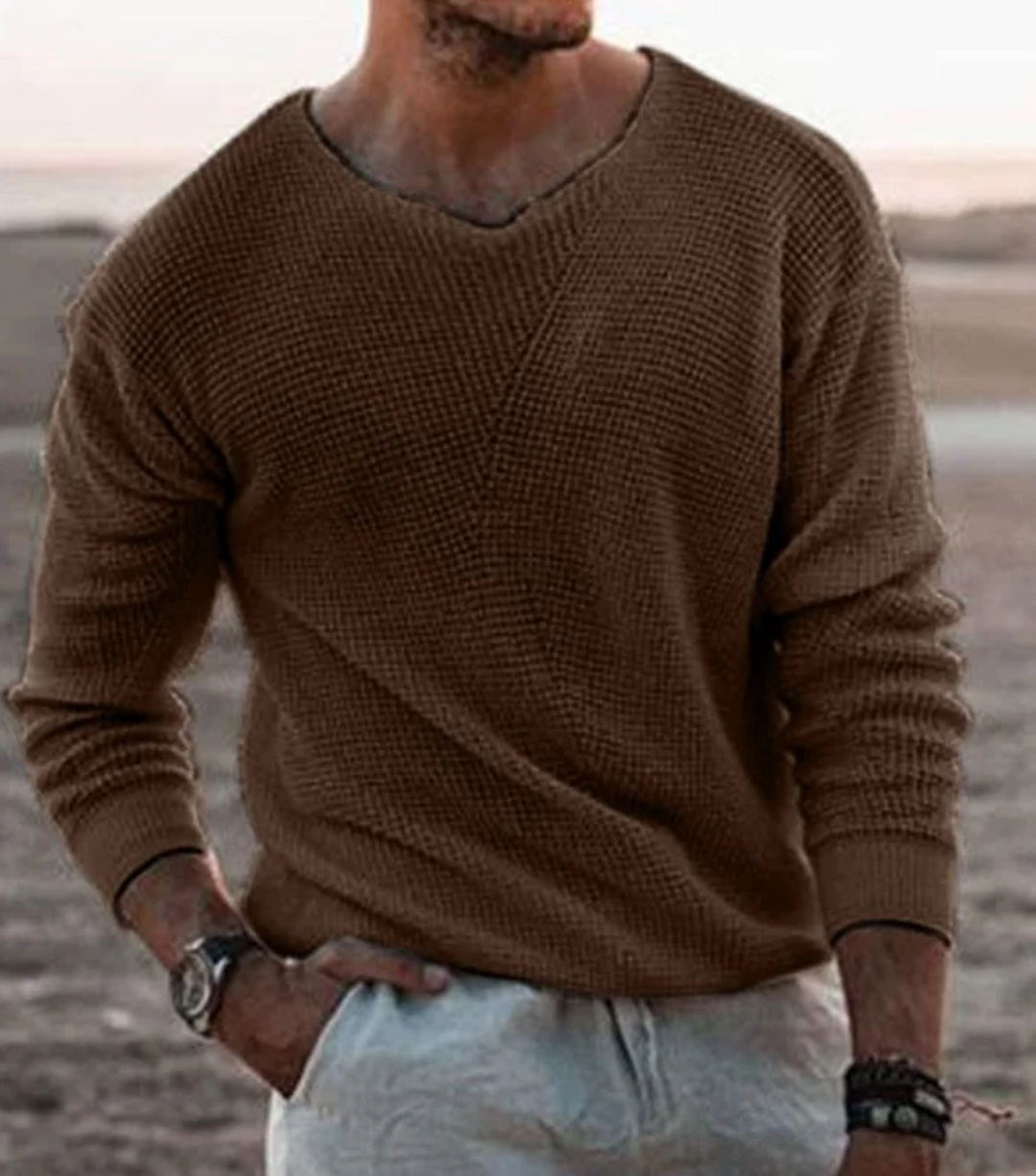 Comfortable men's relaxed fit long-sleeve waffle knit sweater, essential for cozy everyday autumn & winter.