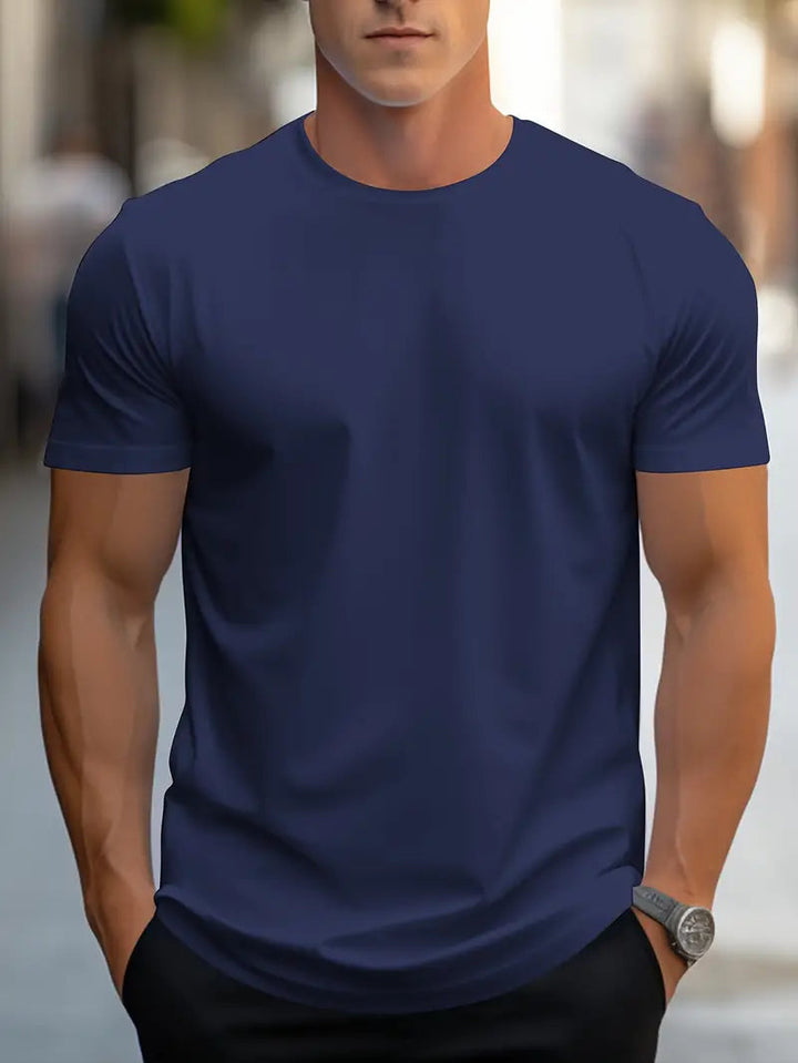 Comfortable men's short sleeve crew neck t-shirt with a slim fit, an everyday essential basic tee.