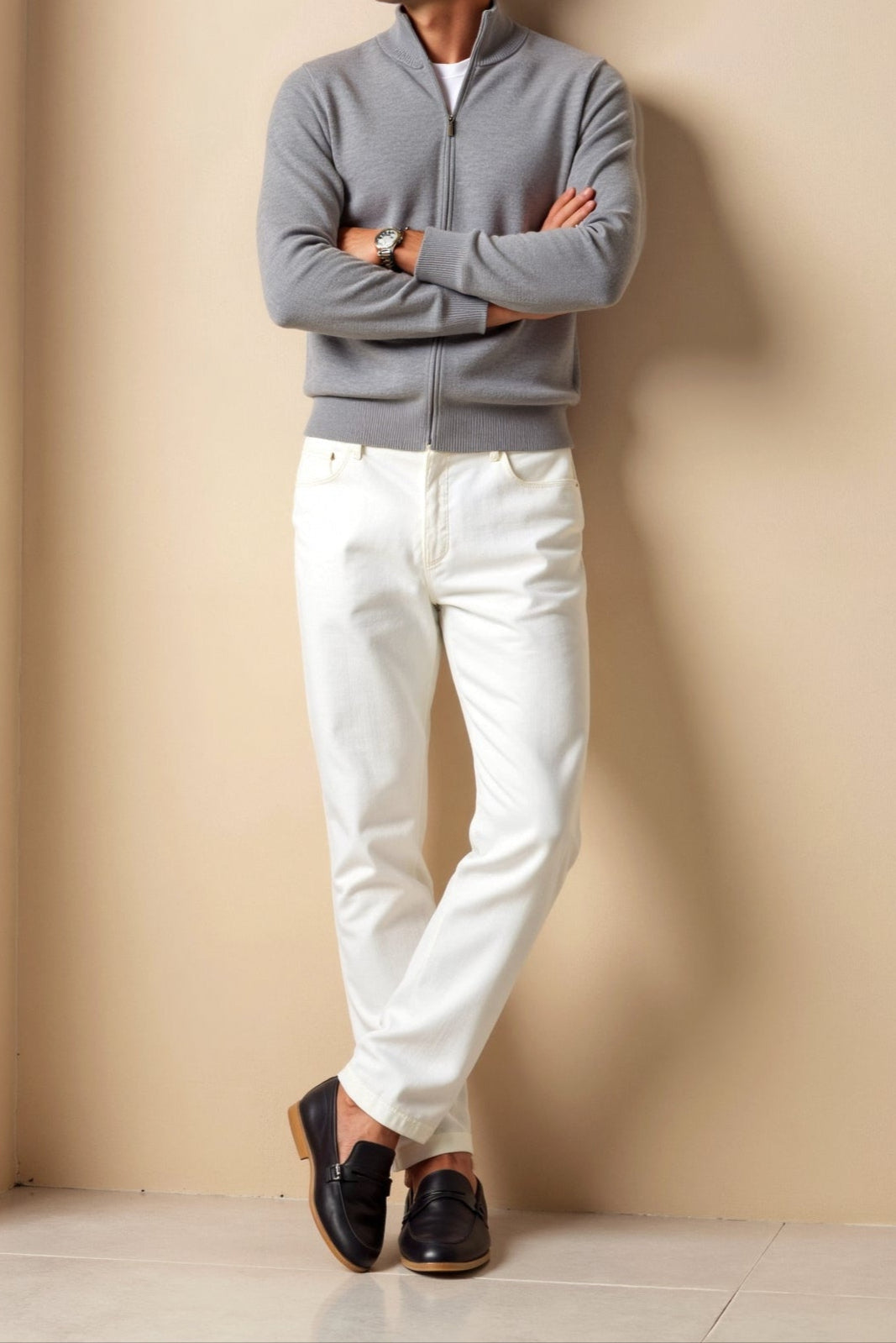 Casual men's zip-up jacket, slim fit, stand-up collar. Versatile outerwear for a modern men's fashion look.