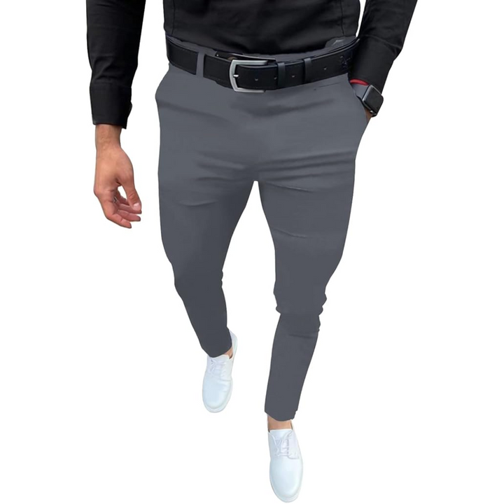 Essential men's Evert slim fit stretch trousers, a versatile wardrobe piece for modern men's fashion.