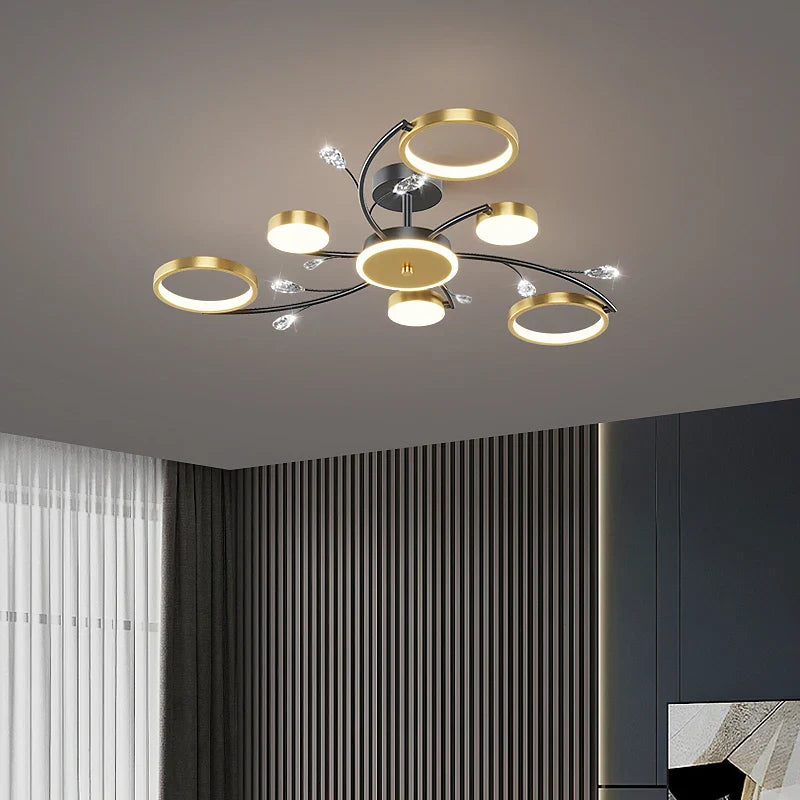 "Moderne LED-Deckenleuchte, dimmbar, in elegantem Gold-Schwarz, für stilvolles Ambiente in Schlafzimmer und Esszimmer."
