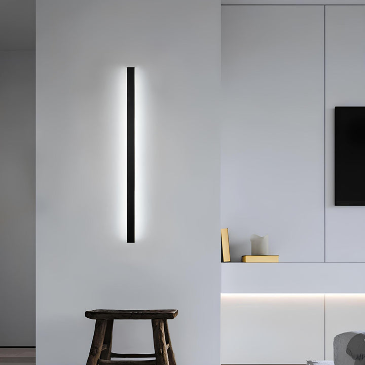Moderne LED-Wandleuchte mit schlankem, minimalistischem Design aus Aluminium, perfekt für modernes Interior.