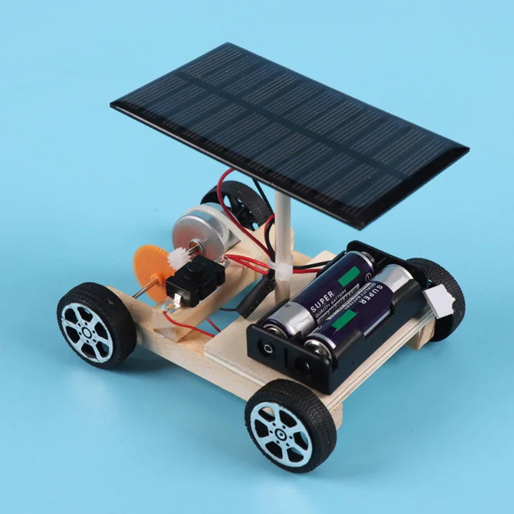 "Nachhaltiges DIY Rennwagen-Konstruktionsset, solar- und batteriebetrieben, mit leuchtend buntem Design für Kinder"
