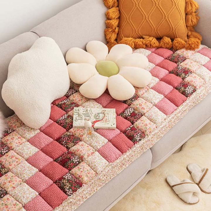 Non-slip and scratch resistant cotton couch cover, chocolate brown, perfect for pet owners