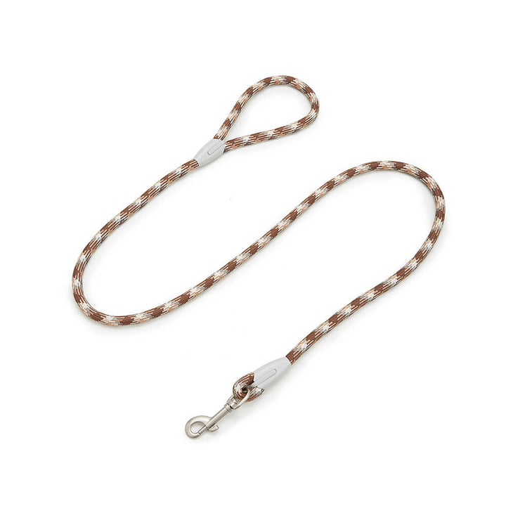 Practical pet accessory: reflective nylon dog leash and collar, suitable for daily use