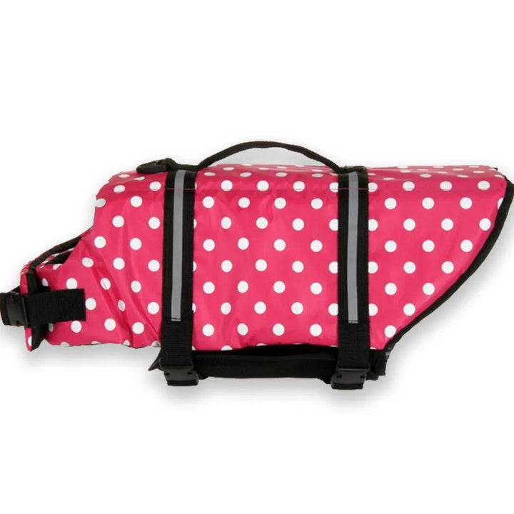Packaging for a reflective dog life vest, highlighting features like pet safety and visibility.