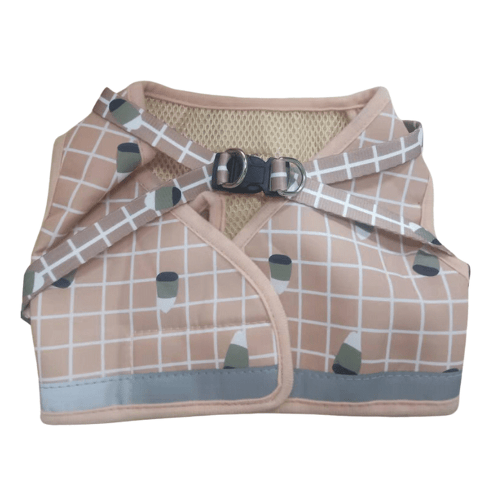 Cat harness and leash set with reflective material, adjustable for comfort and secure outdoor adventures.