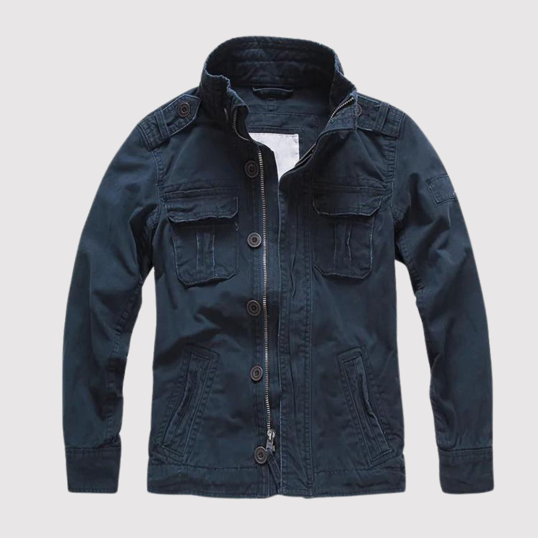 Retro Jeansjacke aus hochwertigem Denim, vielseitig und stilvoll, ideal für modebewusste Trendsetter.