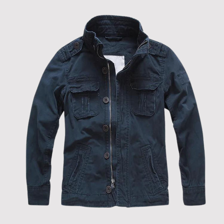 Retro Jeansjacke aus hochwertigem Denim, vielseitig und stilvoll, ideal für modebewusste Trendsetter.