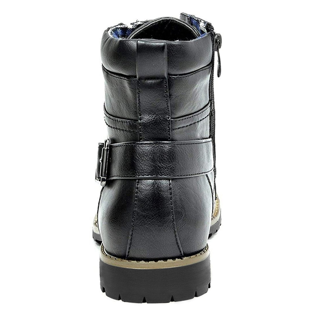 Robuste Herren-Motorradstiefel aus Echtleder, stilvoll und langlebig, ideal für Alltag und Fahrten, elegante braune Optik.