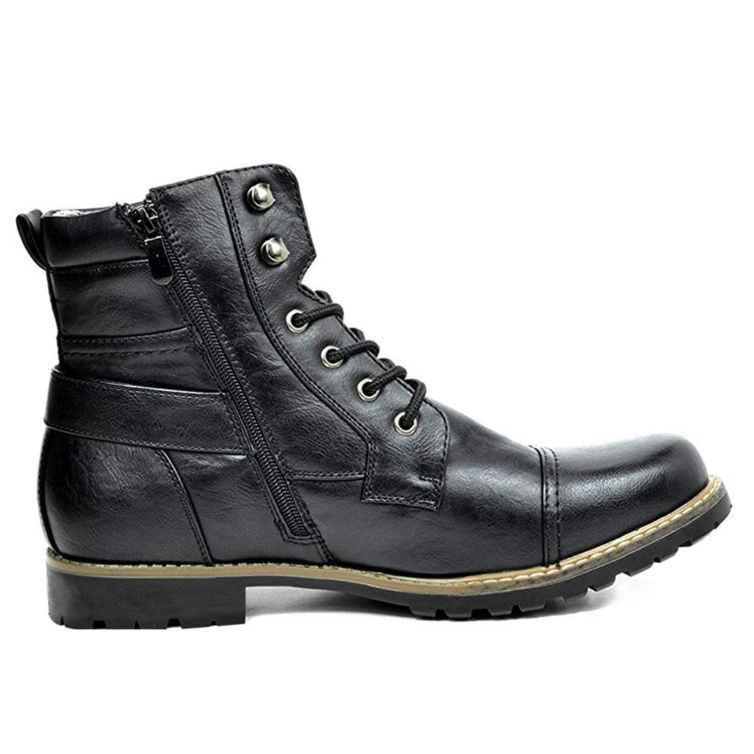 Robuste Herren-Motorradstiefel aus Echtleder, stilvoll und langlebig, ideal für Alltag und Fahrten, elegante braune Optik.