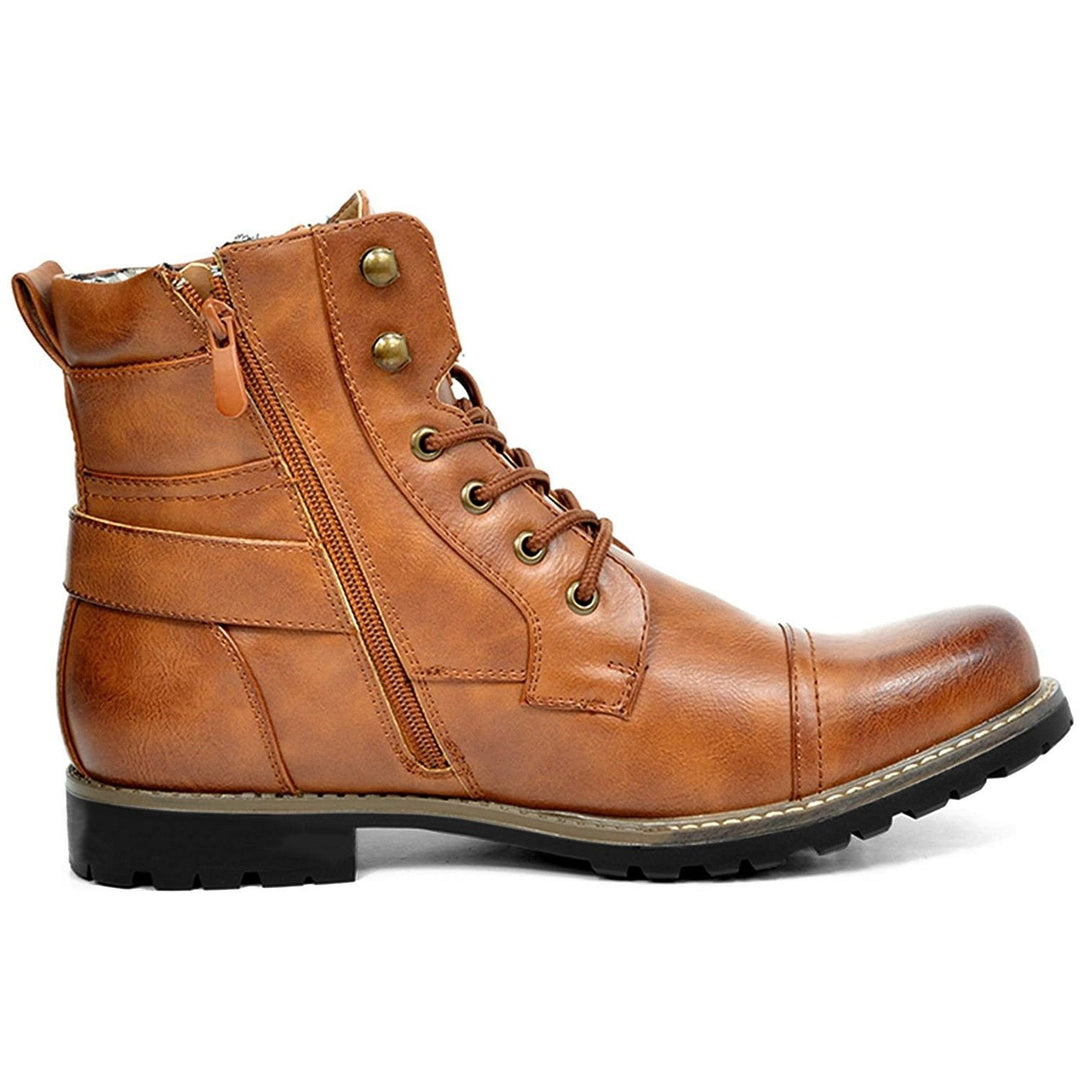 Robuste Herren-Motorradstiefel aus Echtleder, stilvoll und langlebig, ideal für Alltag und Fahrten, elegante braune Optik.