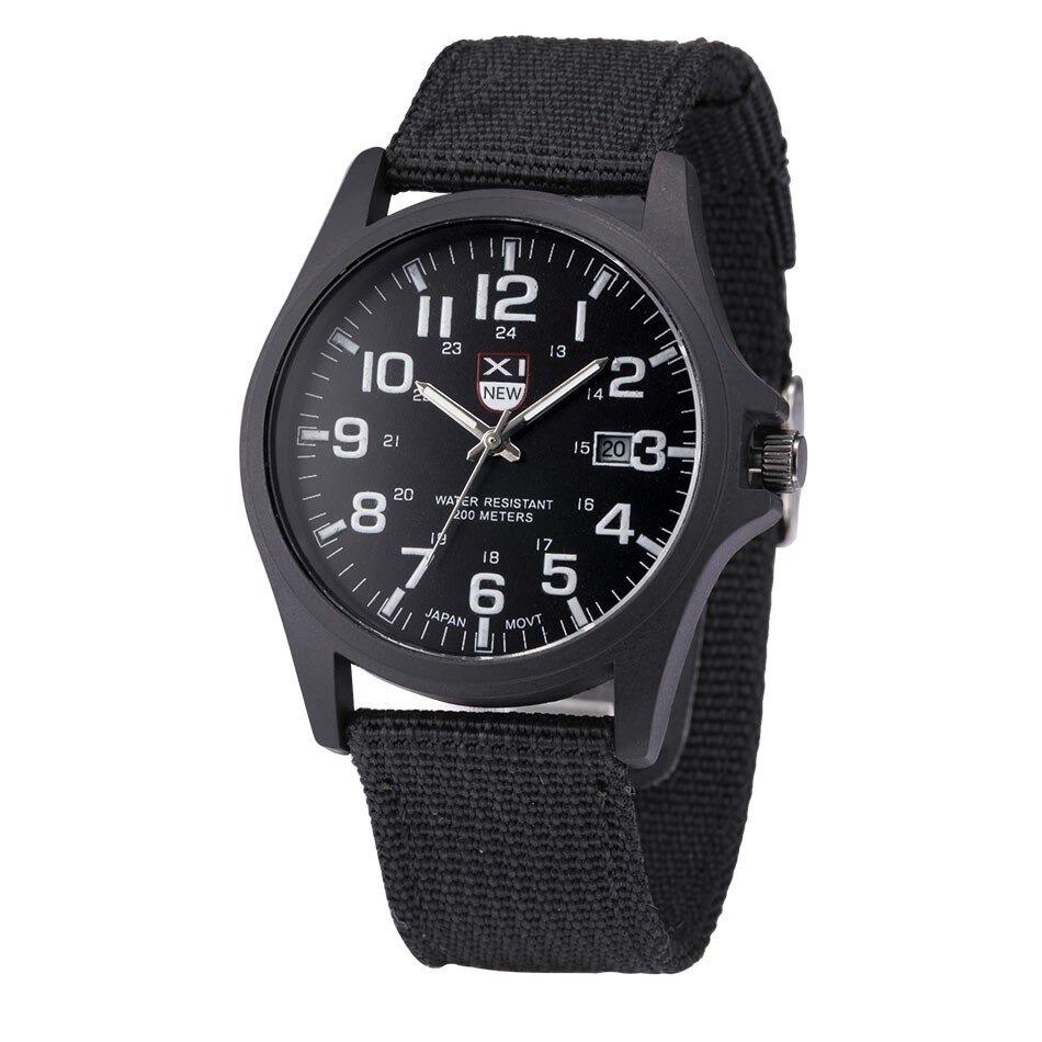 Robuste taktische Armee Uhr mit Edelstahlgehäuse, Silikonarmband, in Schwarz. Ideal für Outdoor-Aktivitäten.