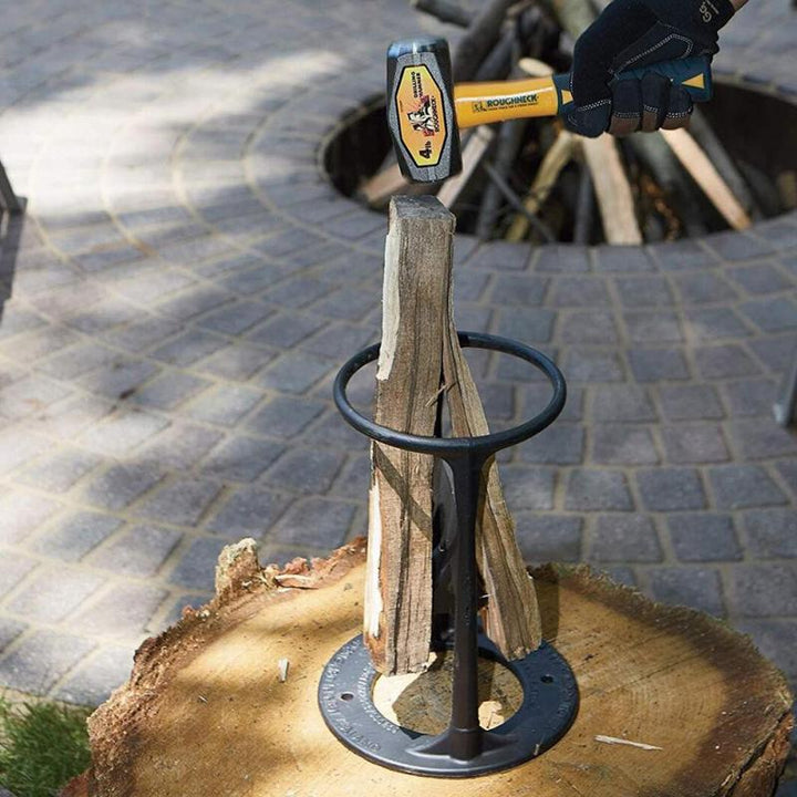 Robuster Holzspalter aus Stahl für sicheres Holzspalten mit stabiler Befestigung, ideal für Gartenarbeiten und Camping.