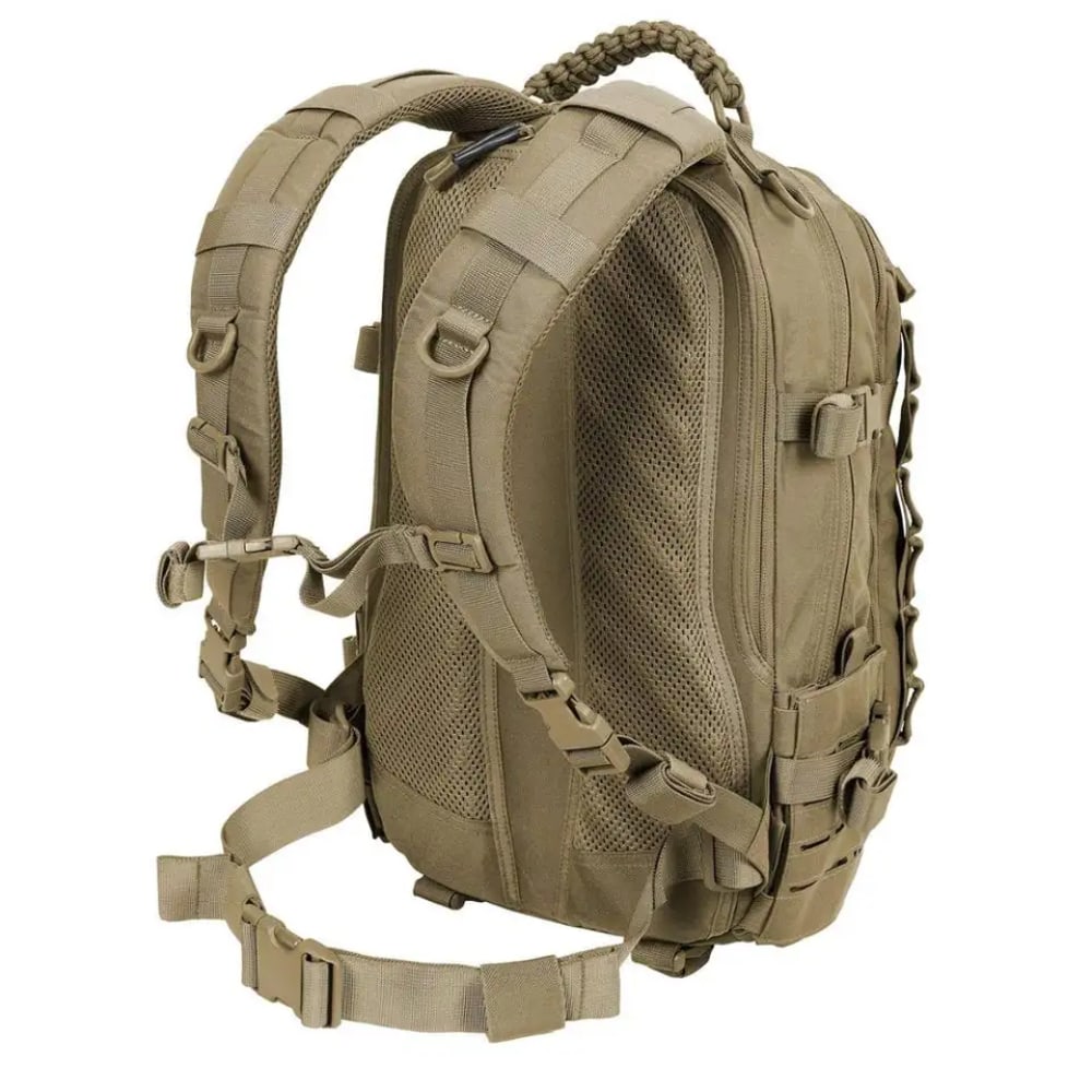 "Robuster taktischer Rucksack in Camouflage, 30-Liter-Stauraum, wasserabweisend, ideal für Camping und Wandern."
