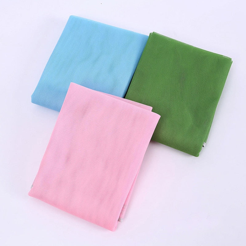 "Rosa sandfreies XXL Strandtuch, 200x200 cm, sandfrei und tragbar, ideal für Strände, Picknicks und Parks."