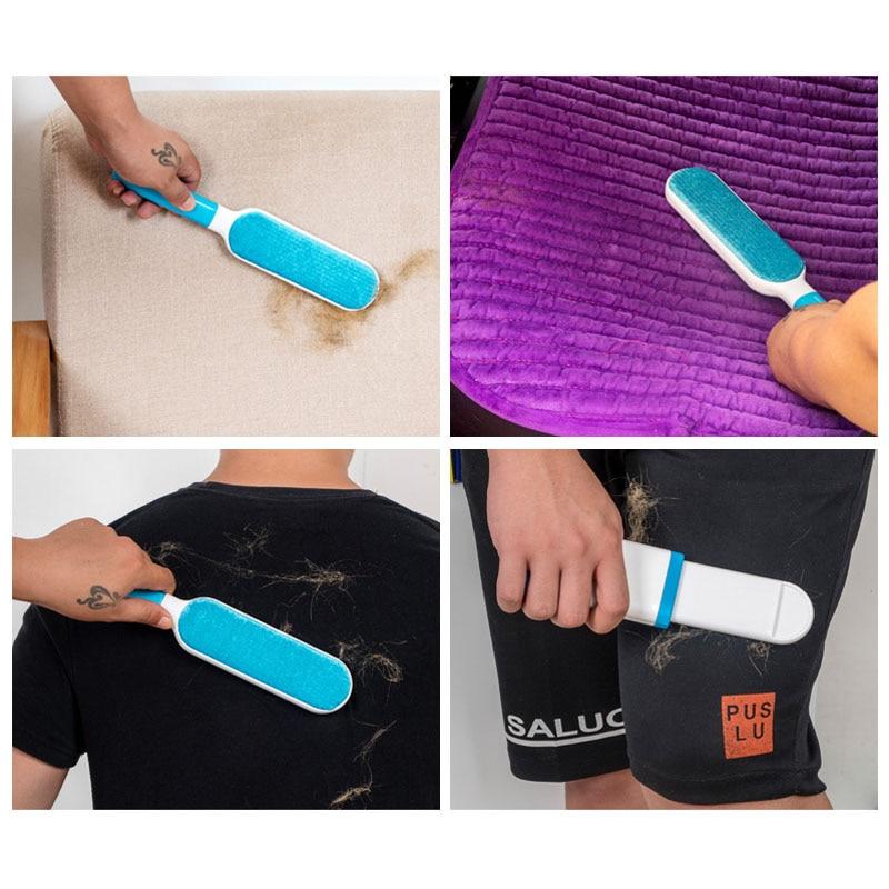 "Schlanke blaue und weiße Haustierhaarentferner-Bürste mit magnetischer Wirkung, Vorderansicht auf weißem Hintergrund."