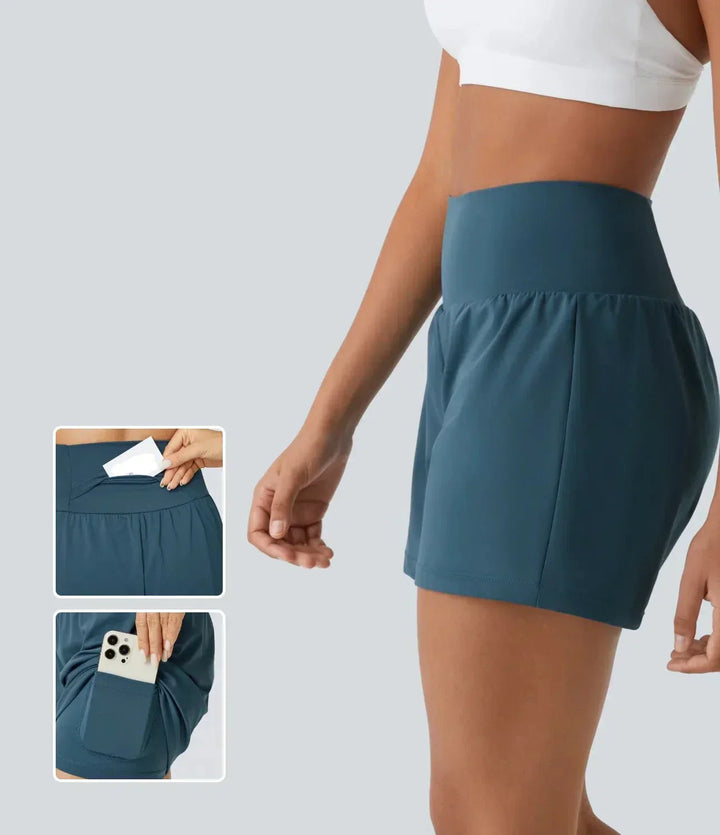 "Schwarze 2-in-1 Damen-Yoga-Shorts mit hoher Taille, atmungsaktivem Material und praktischen Taschen, ideal für Sport."