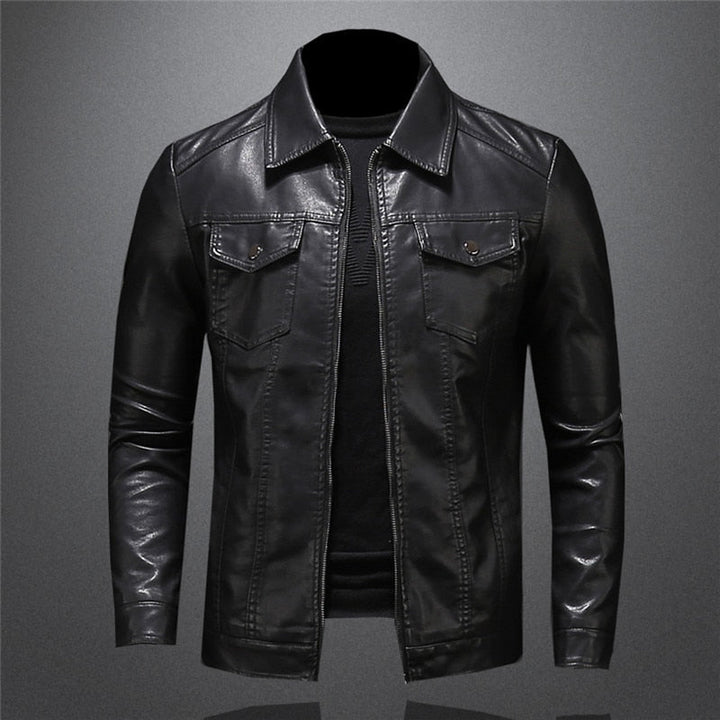 Schwarze Herren Lederjacke mit klassischem Kragen und markantem Reißverschluss, ideal für stilvolle Eleganz.