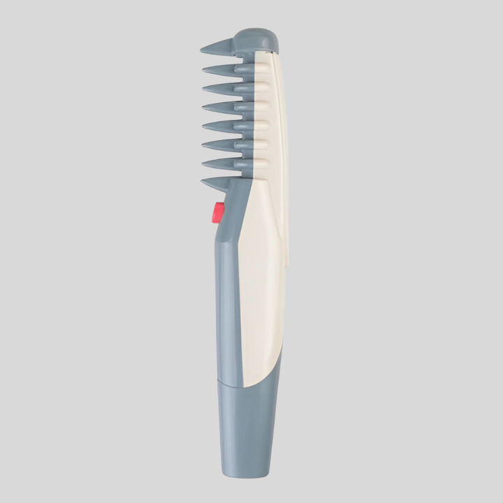 Quiet pet hair trimmer in use, showing precise cordless grooming for dogs & cats with adjustable length settings.
