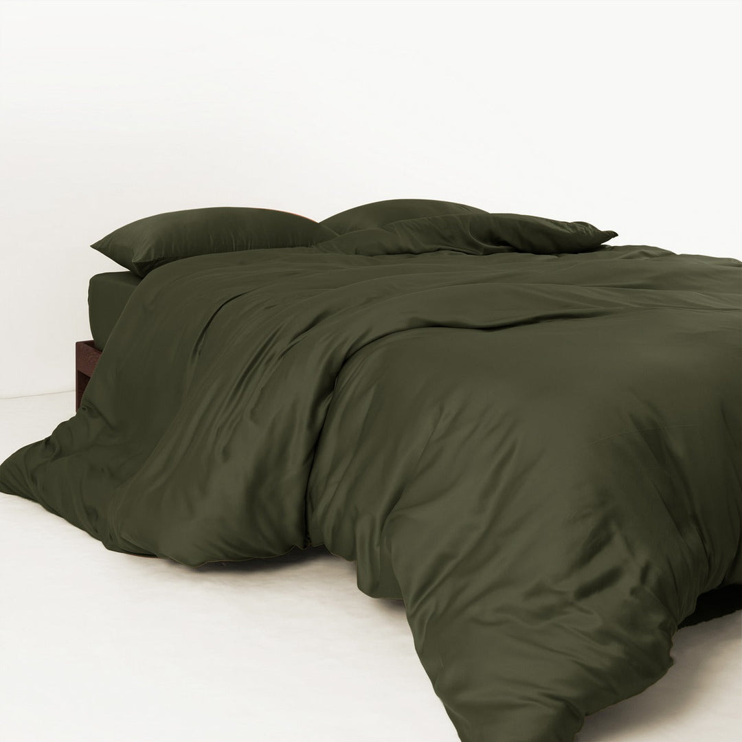 Bamboo bedding set with complementary bedroom decor, creating a peaceful sanctuary