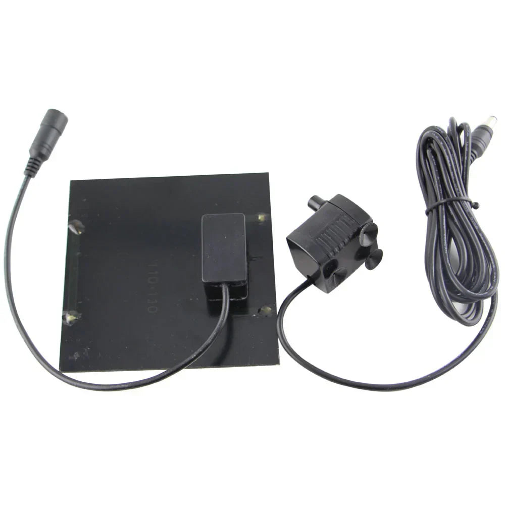 Solarbetriebener Wasserbrunnen im Garten mit verschiedenen Sprühköpfen, solarbetrieben, ideal für Teiche und Vogelbäder.