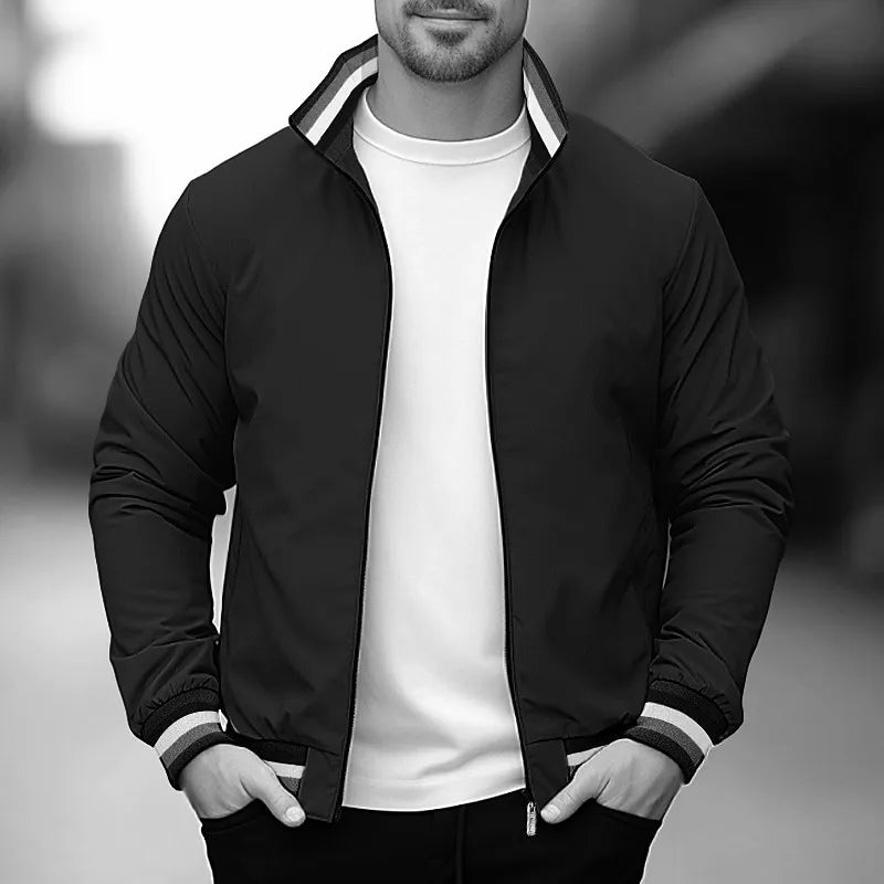 "Sportliche Herren Übergangsjacke, vielseitig, komfortabel, klassisches Design, mit Taschen und stilvollem Kragen."