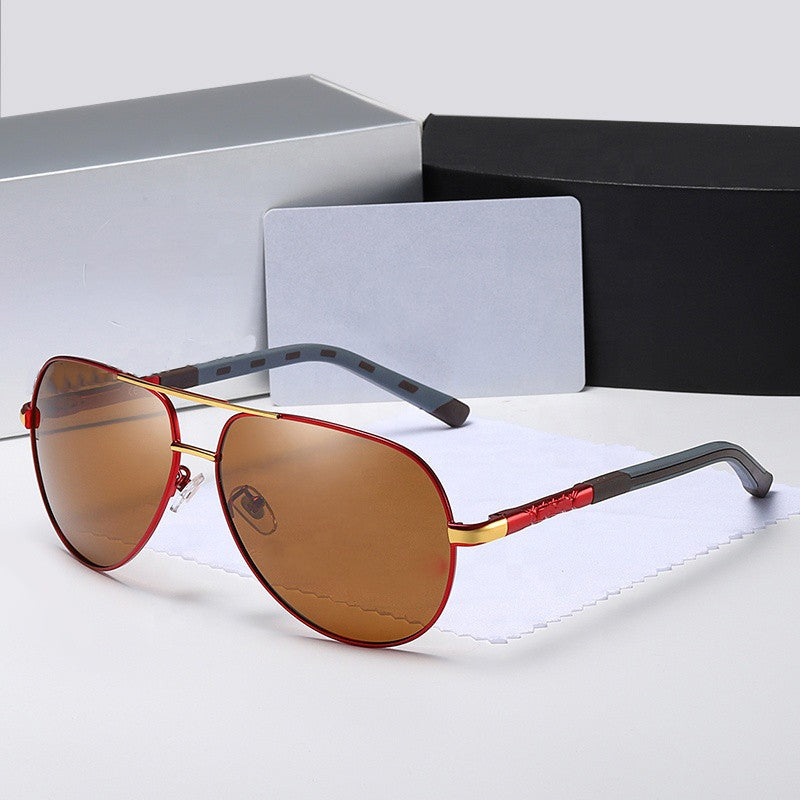 "Stilvolle polarisierte UV400 Piloten-Sonnenbrille mit Edelstahlrahmen für Männer, klassisches Design."
