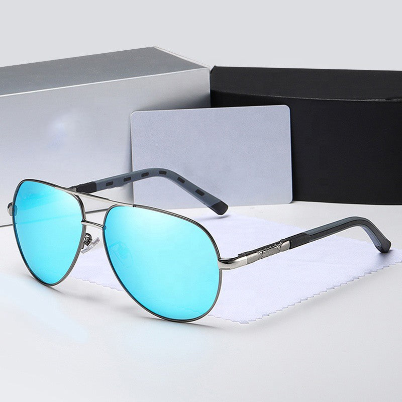 "Stilvolle polarisierte UV400 Piloten-Sonnenbrille mit Edelstahlrahmen für Männer, klassisches Design."