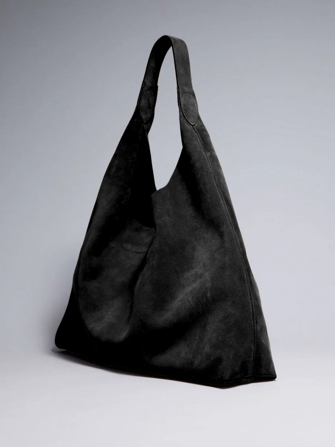 "Stilvolle Wildledertasche für Damen, braun, langlebig und robust mit viel Stauraum, ideal für täglichen Gebrauch."