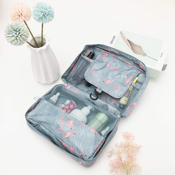 "Stilvoller Reise-Kulturbeutel, wasserdicht, mit Blumen-/Leopardenmuster, ideal für Kosmetikaufbewahrung unterwegs."