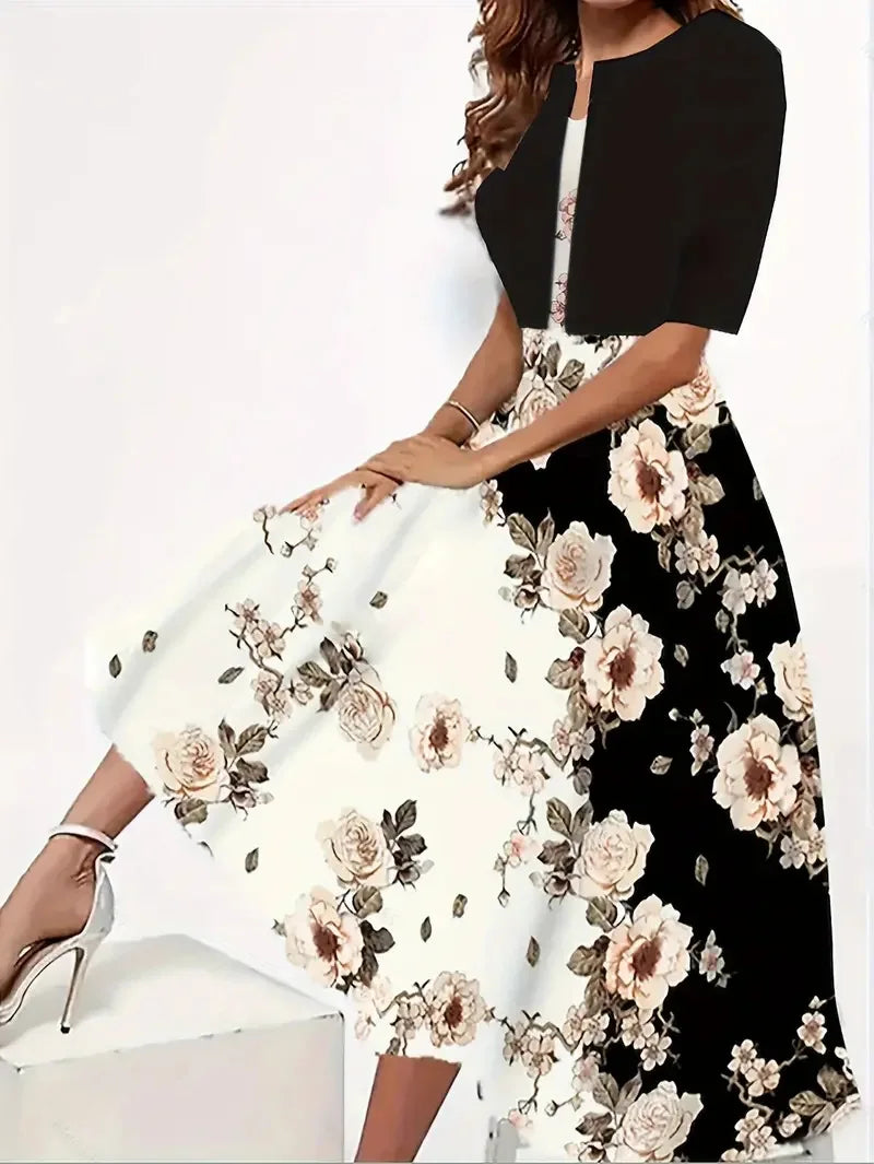 Stilvolles Damen Midi-Sommerkleid, hellblau, mit elegantem sandfarbenem Blazer für vielseitige Sommermode.