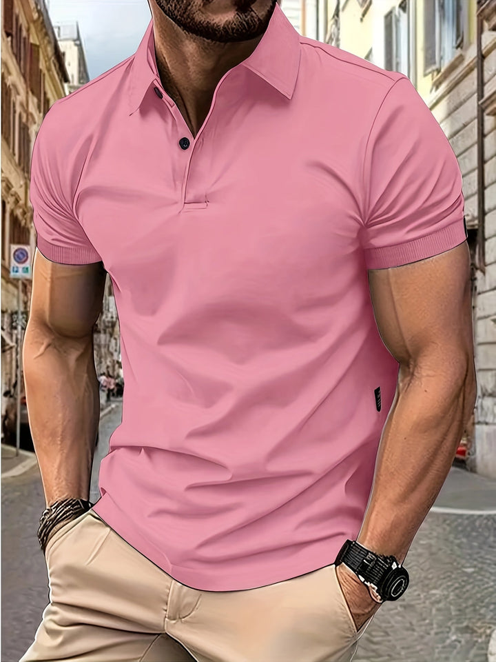 Stilvolles Herren-Kurzarm-Poloshirt mit schmalem Kragen und eleganter Passform, perfekt für Freizeit und Büro.