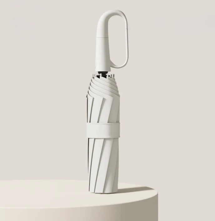 "Sturmsicherer, kompakter Regenschirm mit reflektierender Kante für Sichtbarkeit bei Dunkelheit, ideal für stürmisches Wetter