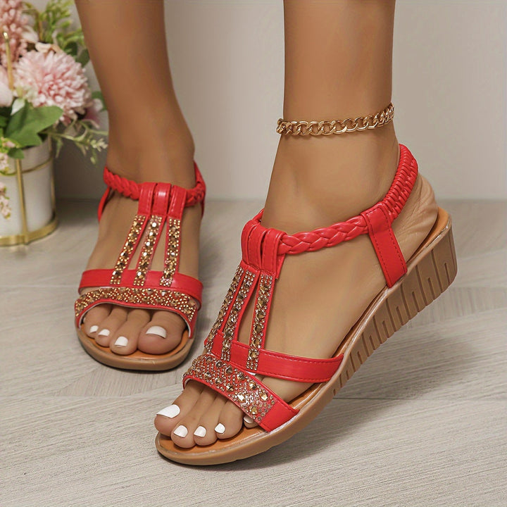 Stylish women's elevated wedge sandals, perfect for a chic summer look.