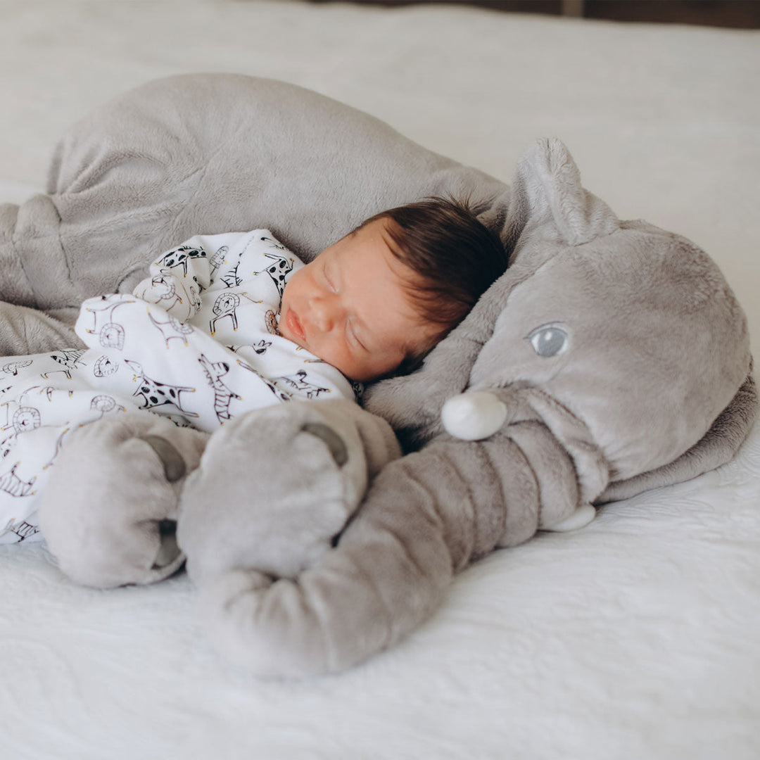 "Superweiches Plüsch Elefant Kuschelkissen für Babys und Kinder, grau, ideale Unterstützung und Trost, in charmantem Design."