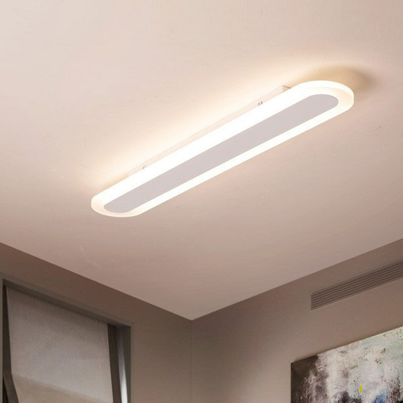 "Ultraflache LED-Deckenleuchte in Weiß, schlankes Design, moderne Acryl-Optik, minimalistisch für elegantes Ambiente"