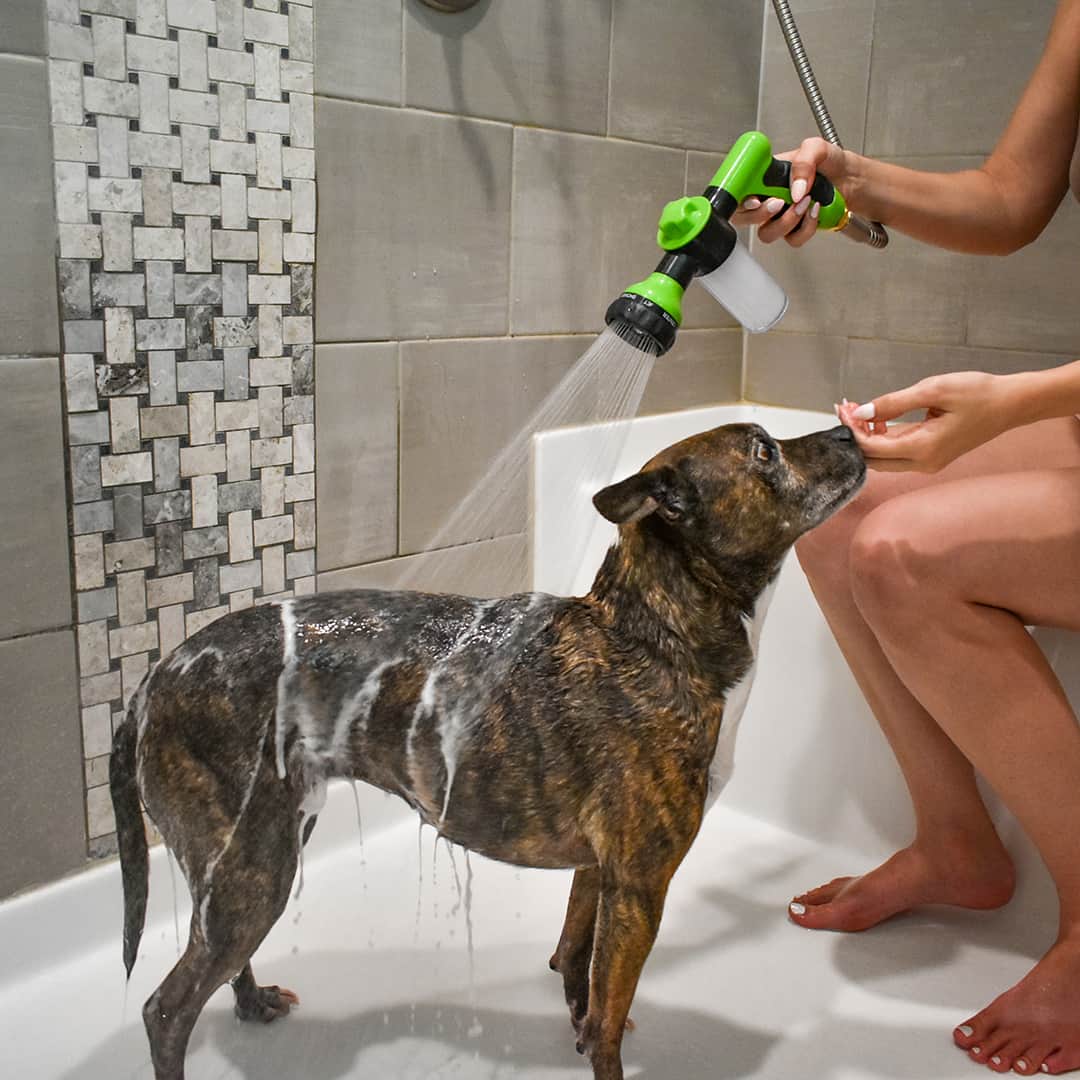 Unisex dog shampoo spray head, convenient grooming accessory for all pet care needs.